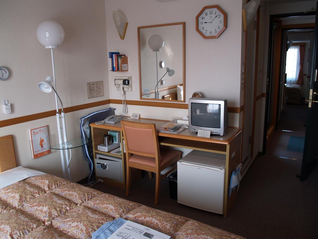 Toyoko Inn Tokyo Shinagawa Oimachi Eksteriør billede